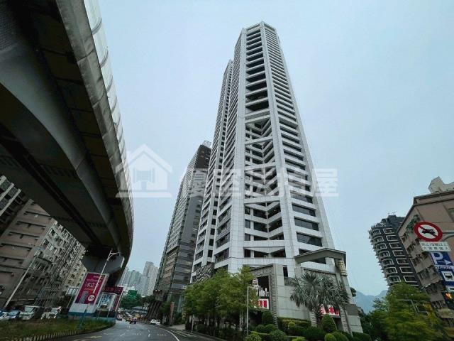 淡水大樓拍賣-1