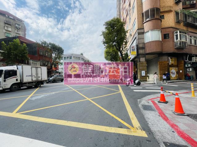 台北大同區法拍大樓-9