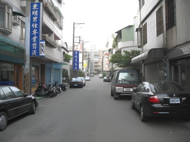 桃園中壢華廈法拍-2