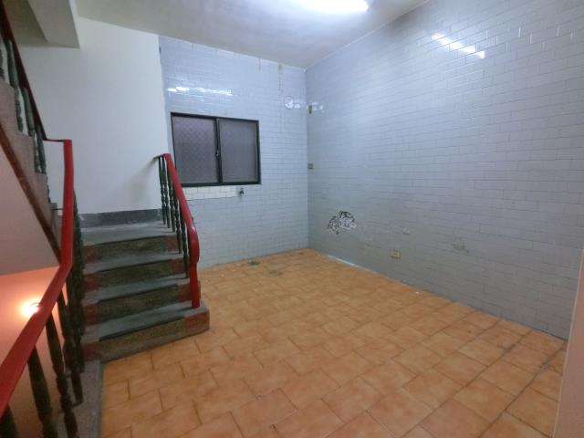 高雄苓雅透天-11