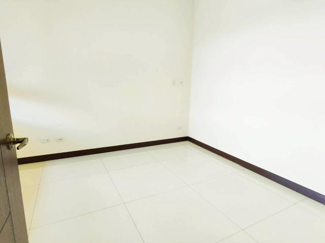 高雄三民區大樓-11