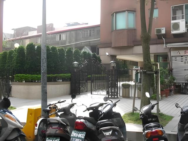 台北萬華法拍大樓-7