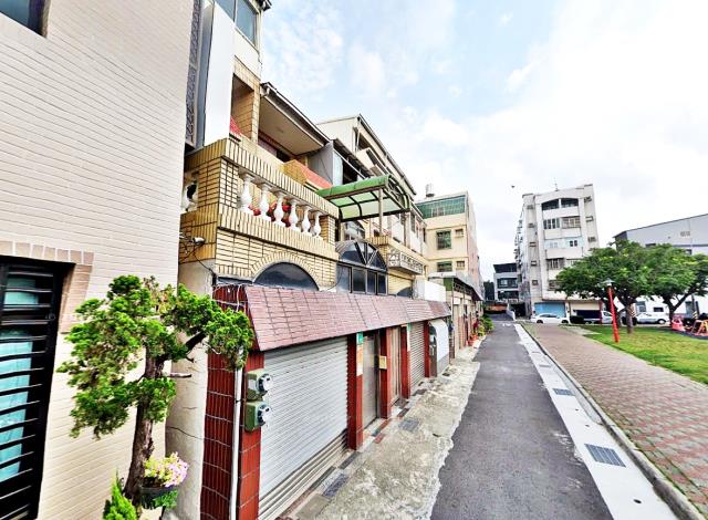 學甲區八德街透天