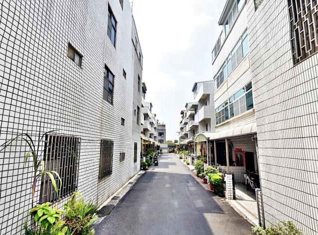 麻豆區忠孝路透天