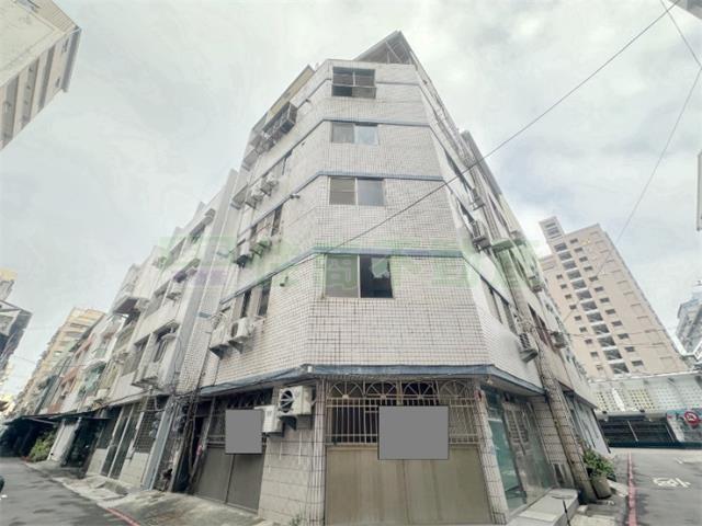 高雄新興區公寓-8