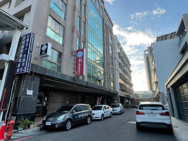 台南拍賣大樓-8