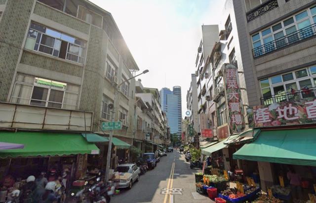 新興區法拍透天-6