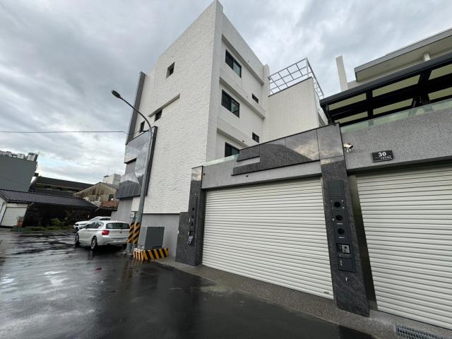 台南法拍透天-6