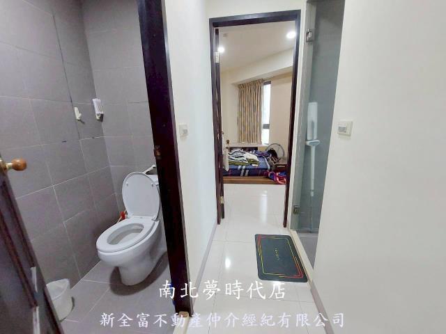 台南東區大樓-12