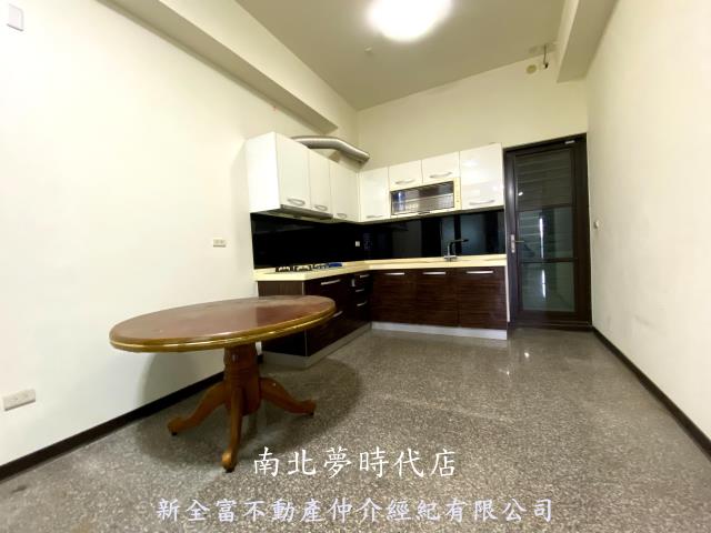 台南安定透天-13