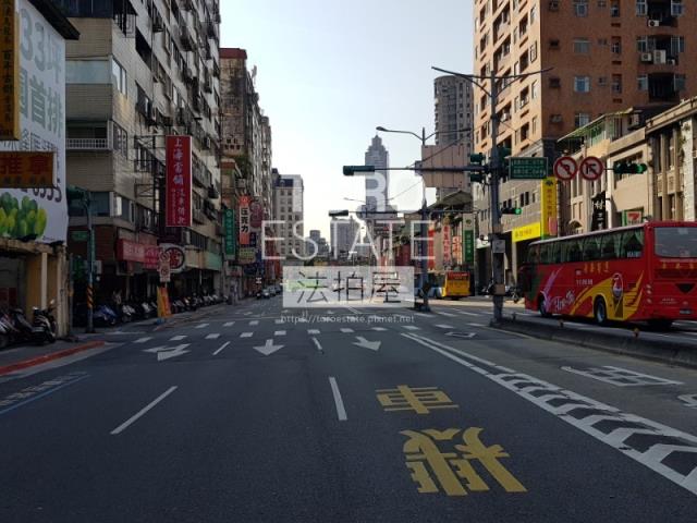 台北大同區法拍大樓-8