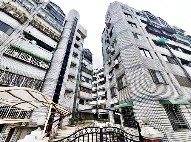 嘉義法拍華廈-5