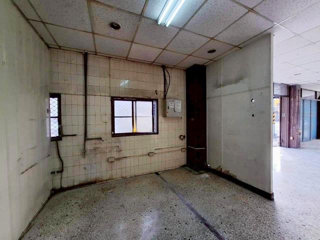 台南仁德店面-8