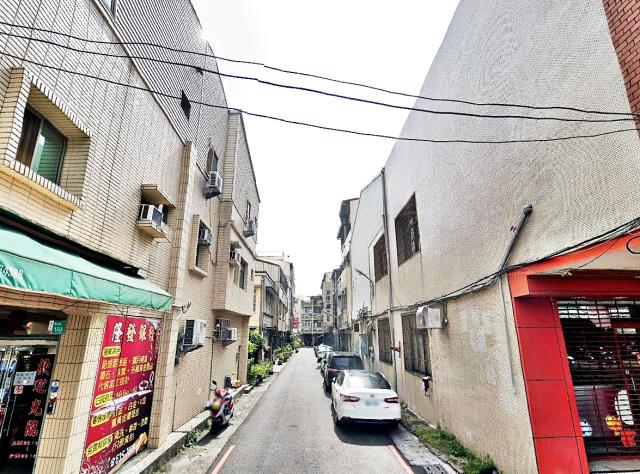 台南法拍透天-4