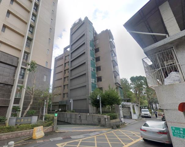 台北士林法拍大樓-1