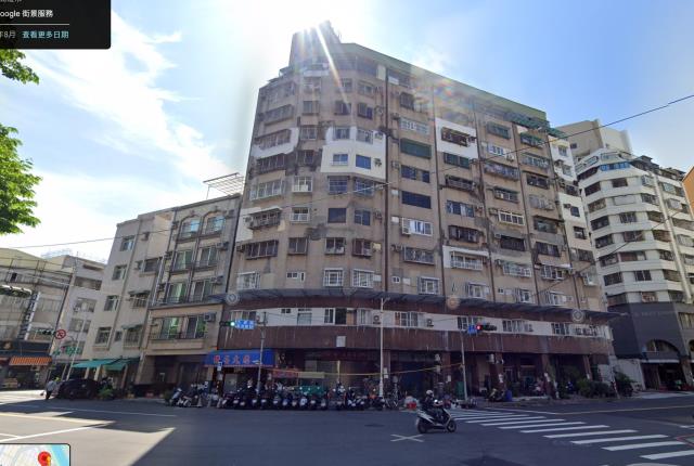 高雄鹽埕法拍大樓-7