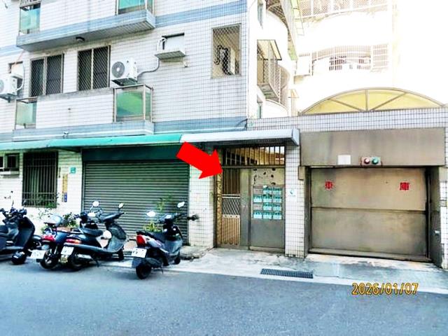 台南市東區崇道路三房