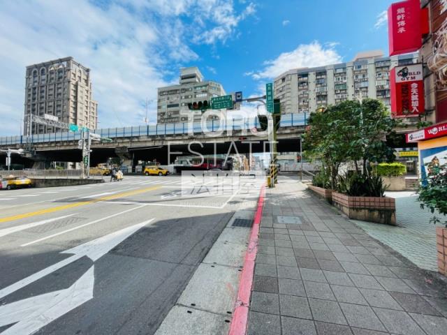 台北中山區華廈拍賣-8