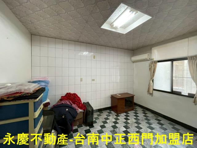 台南東區透天-4