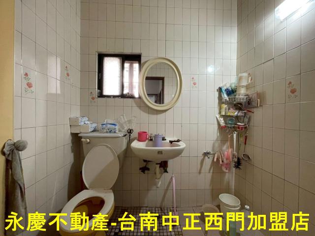 台南東區透天-7