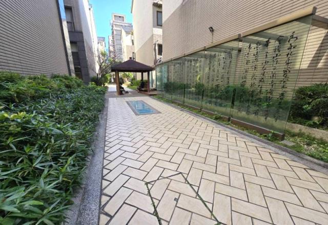 蘆竹光明國小電梯別墅