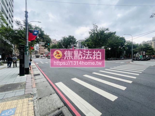 板橋大樓法拍-11