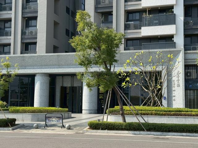 高雄仁武法拍大樓-4