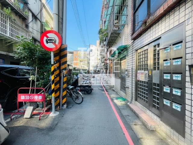 中和大樓法拍-8