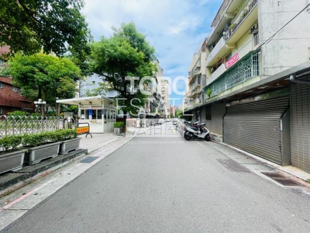 台北士林大樓法拍-8