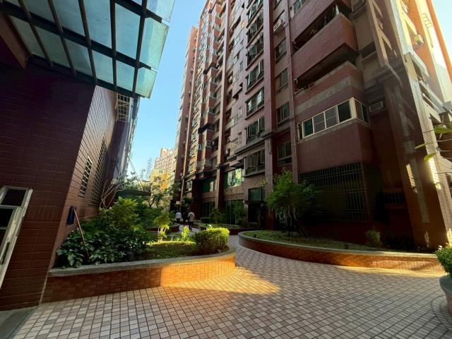 左營法拍大樓-5