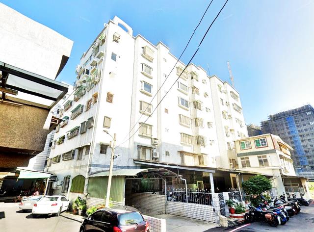 台南東區法拍華廈-2