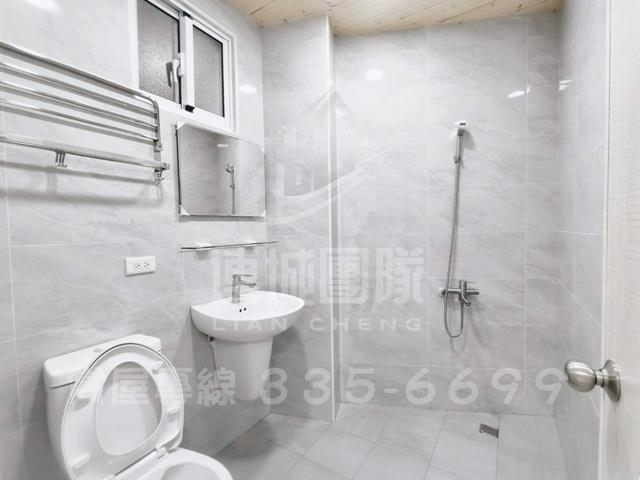 台南北區透天-10