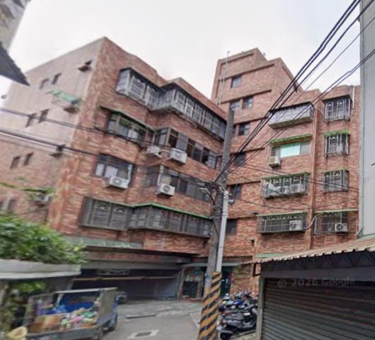 泰山公寓法拍-1