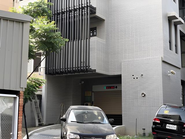 新北板橋大樓法拍-3