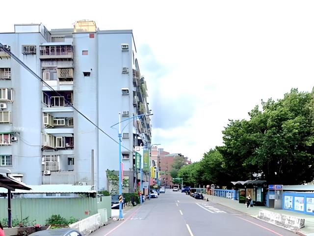 八里法拍華廈-4