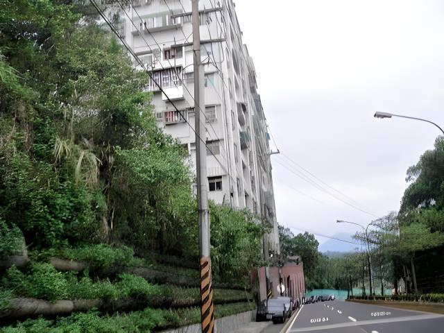 基隆信義區大樓法拍-6