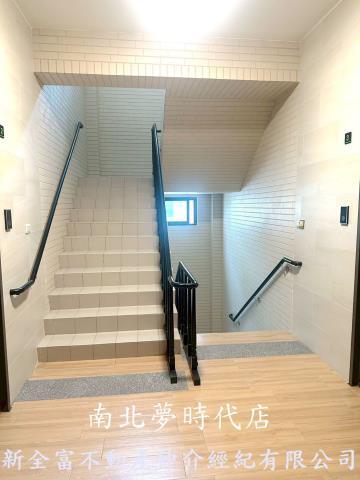 台南華廈-3