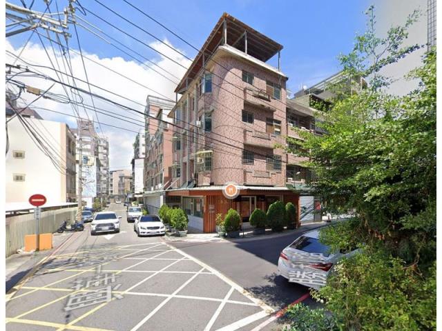 潭子透天法拍-4