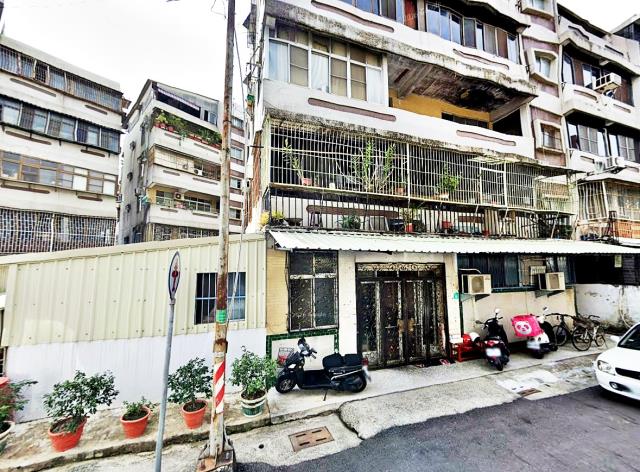 新營公寓法拍-3