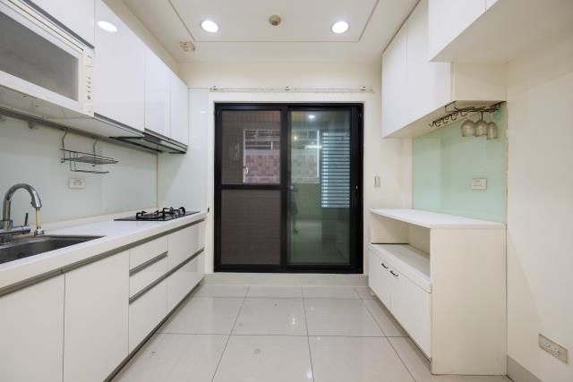 高雄三民區大樓-4