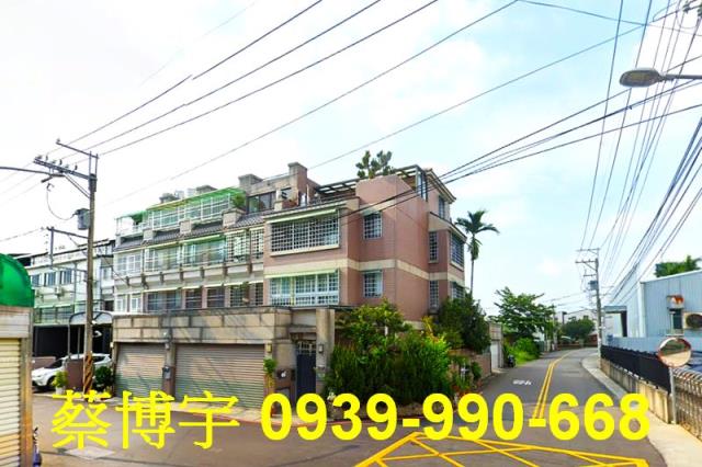 大里法拍屋仁愛路透天