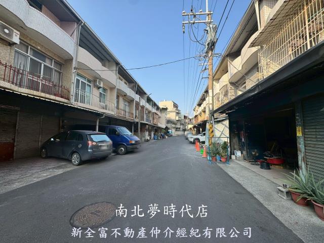 台南安南透天-1