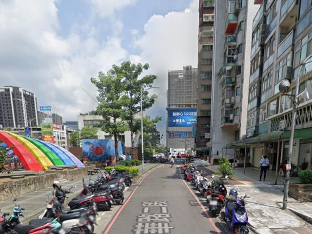 新北新莊大樓法拍-8