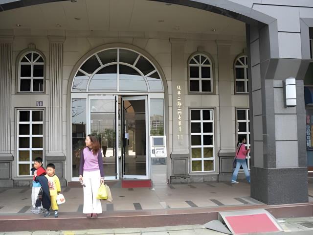 桃園中壢大樓法拍-2