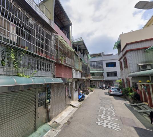 桃園中壢法拍透天-1