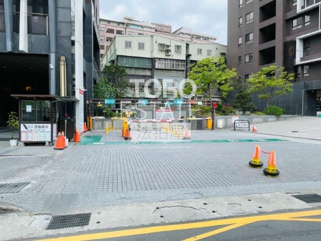 新北中和大樓法拍-6