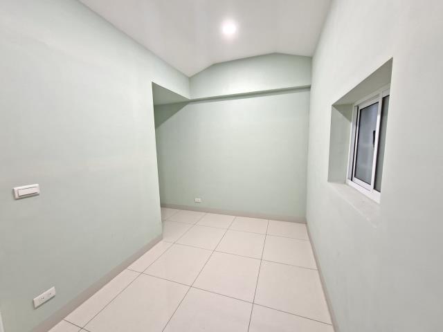 高雄苓雅透天-11