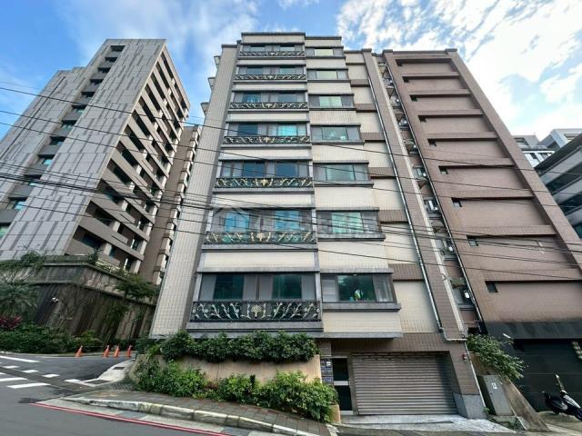 安樂區拍賣華廈-1