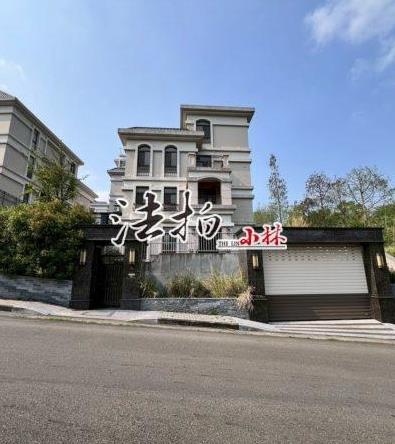 台中北屯法拍透天-2