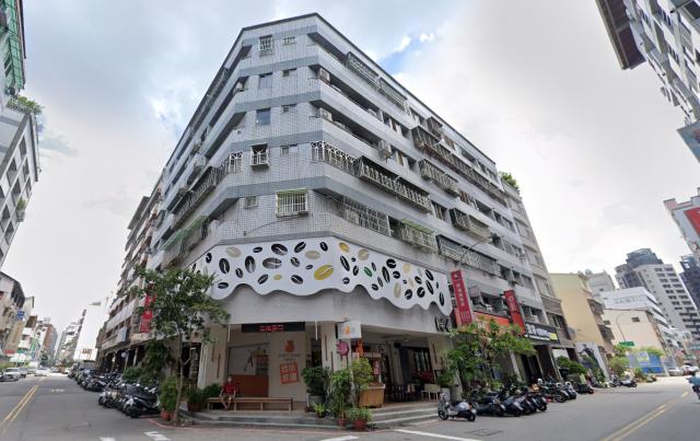 台中華廈法拍-1